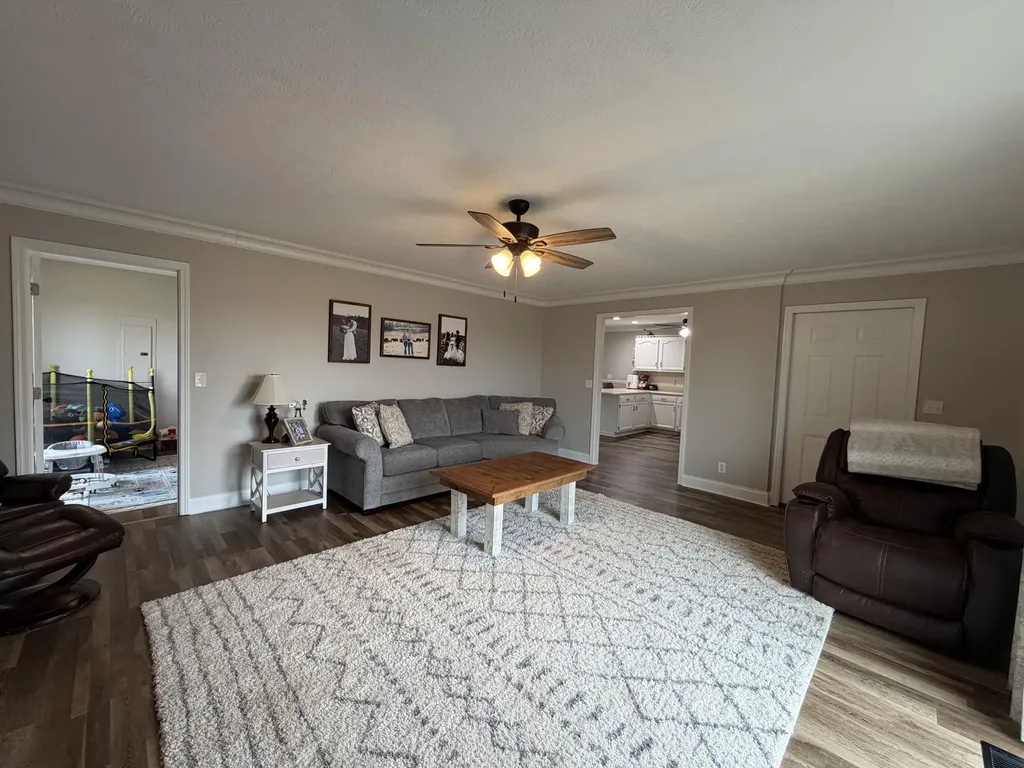 1000 Double M Lane Mt Sterling KY 40353