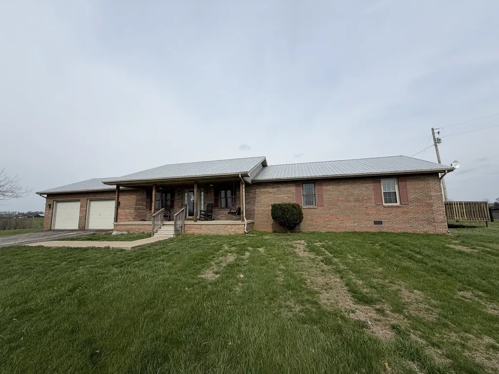 1000 Double M Lane Mt Sterling KY 40353