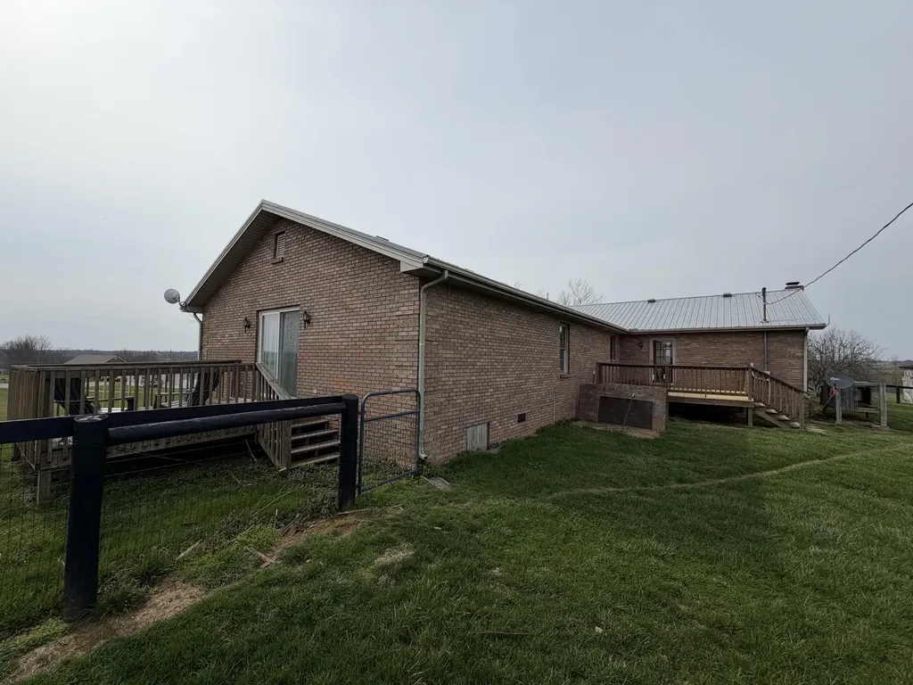 1000 Double M Lane Mt Sterling KY 40353