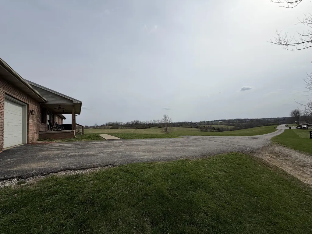 1000 Double M Lane Mt Sterling KY 40353