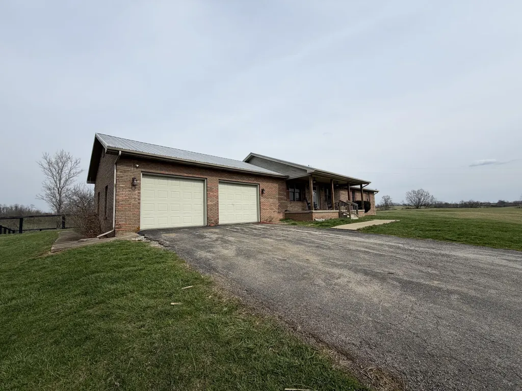 1000 Double M Lane Mt Sterling KY 40353