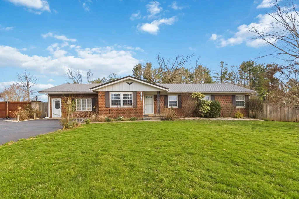 132 Horseshoe Drive Somerset KY 42501