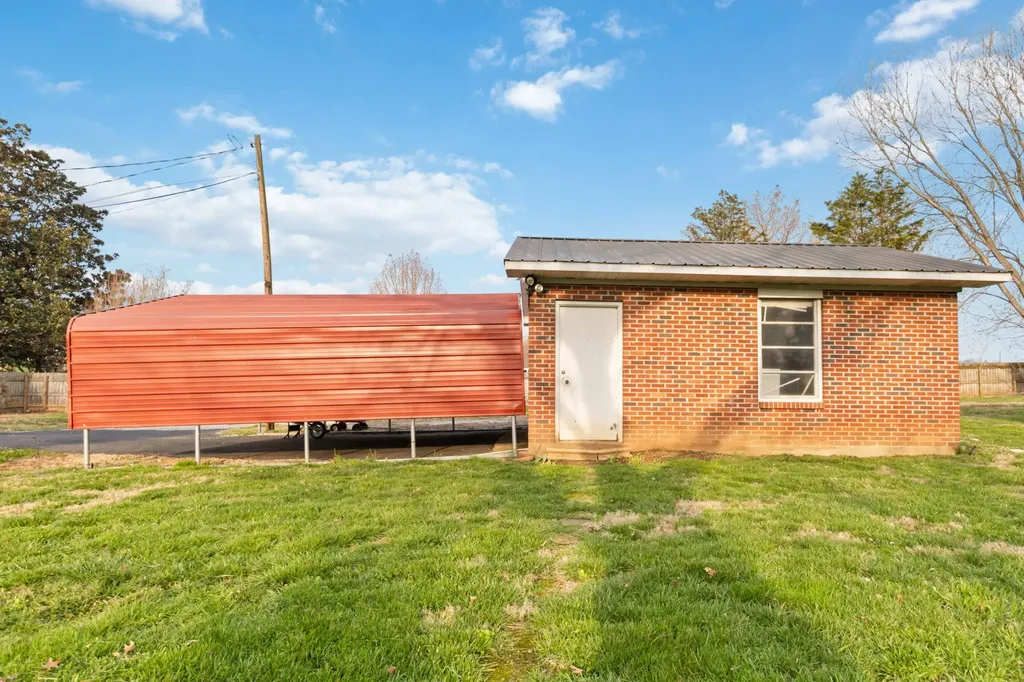132 Horseshoe Drive Somerset KY 42501