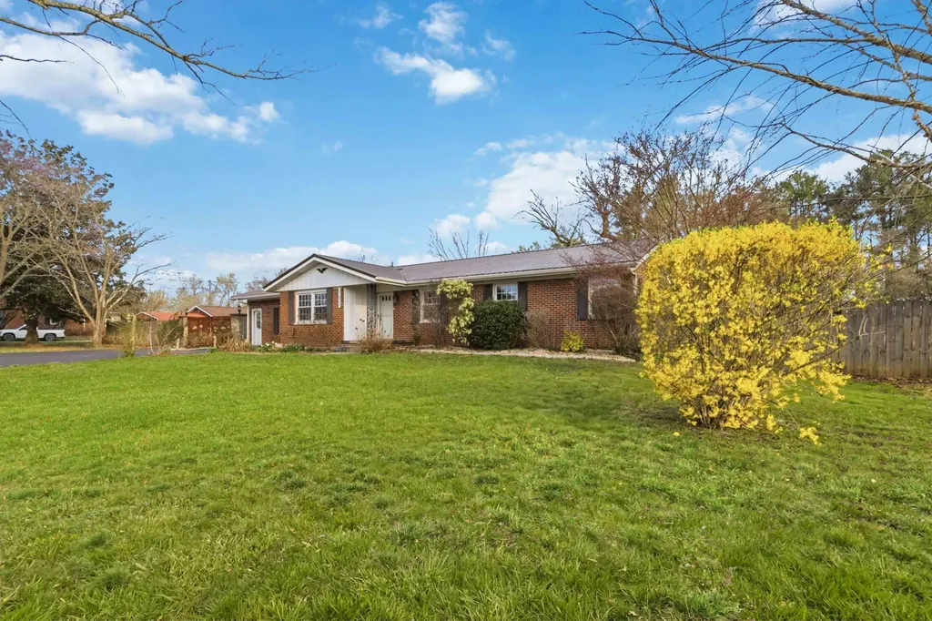 132 Horseshoe Drive Somerset KY 42501