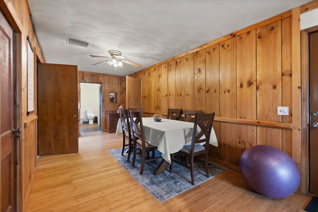 939 Bear Pen Creek Road Campton KY 41301