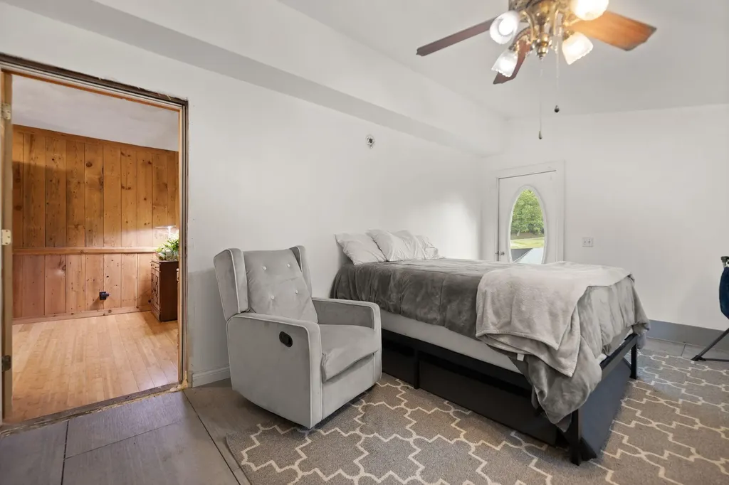 939 Bear Pen Creek Road Campton KY 41301