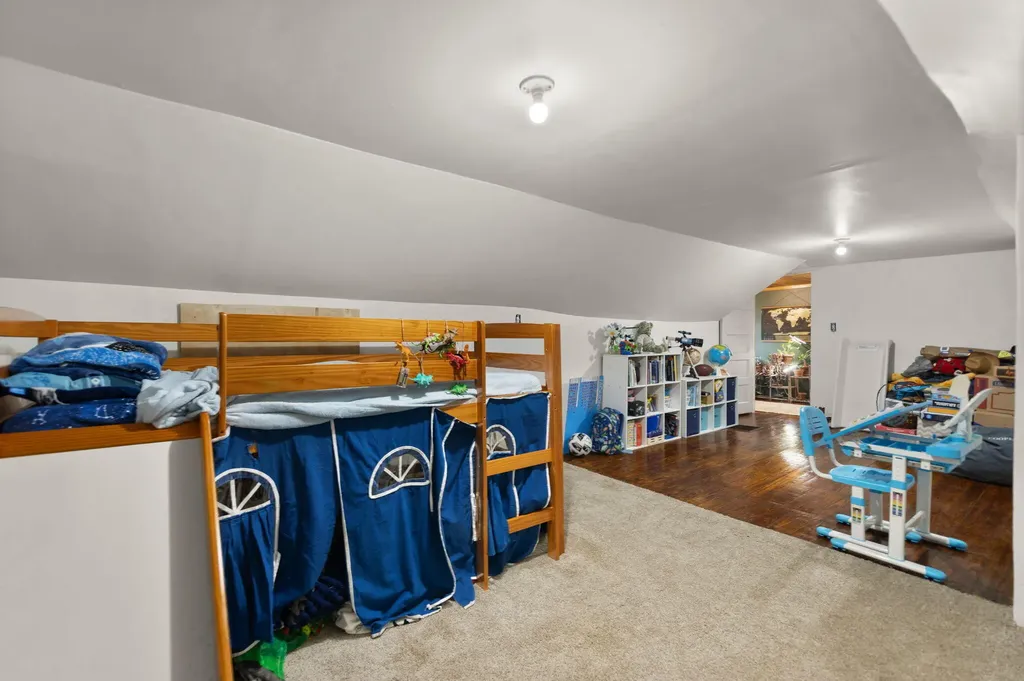 939 Bear Pen Creek Road Campton KY 41301