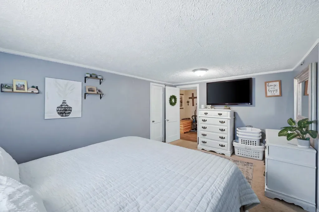 75 Reese Street Irvine KY 40336
