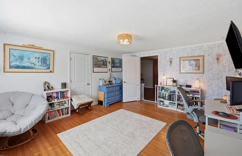 75 Reese Street Irvine KY 40336