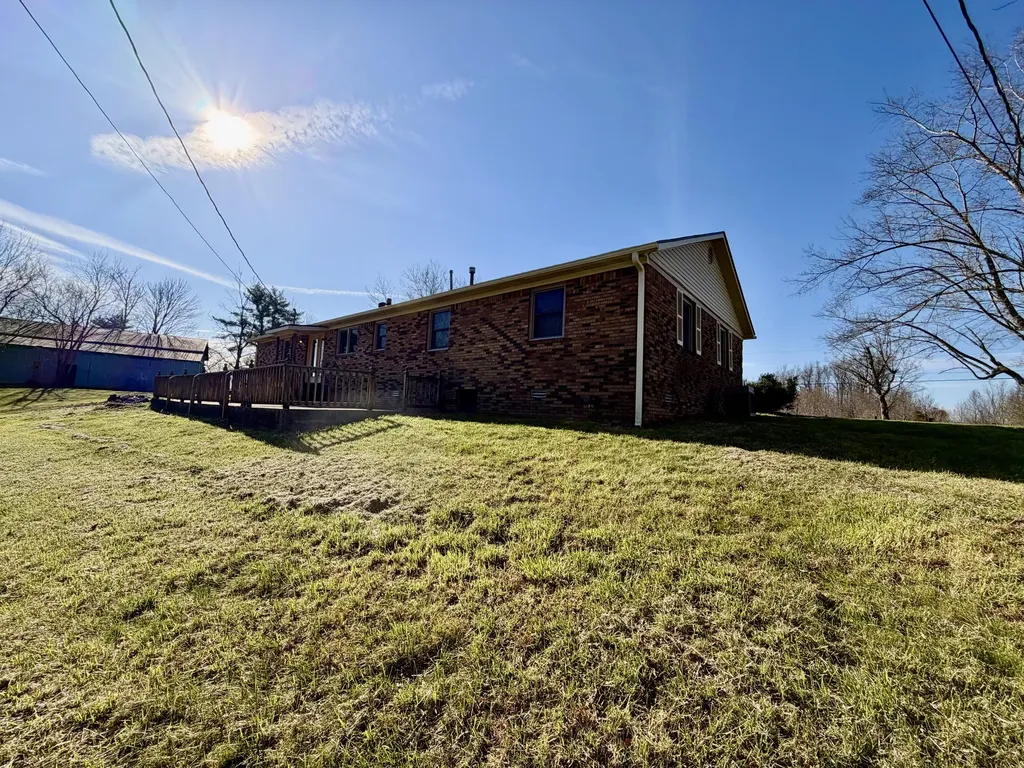 1240 Bowling Ridge Road Brodhead KY 40409