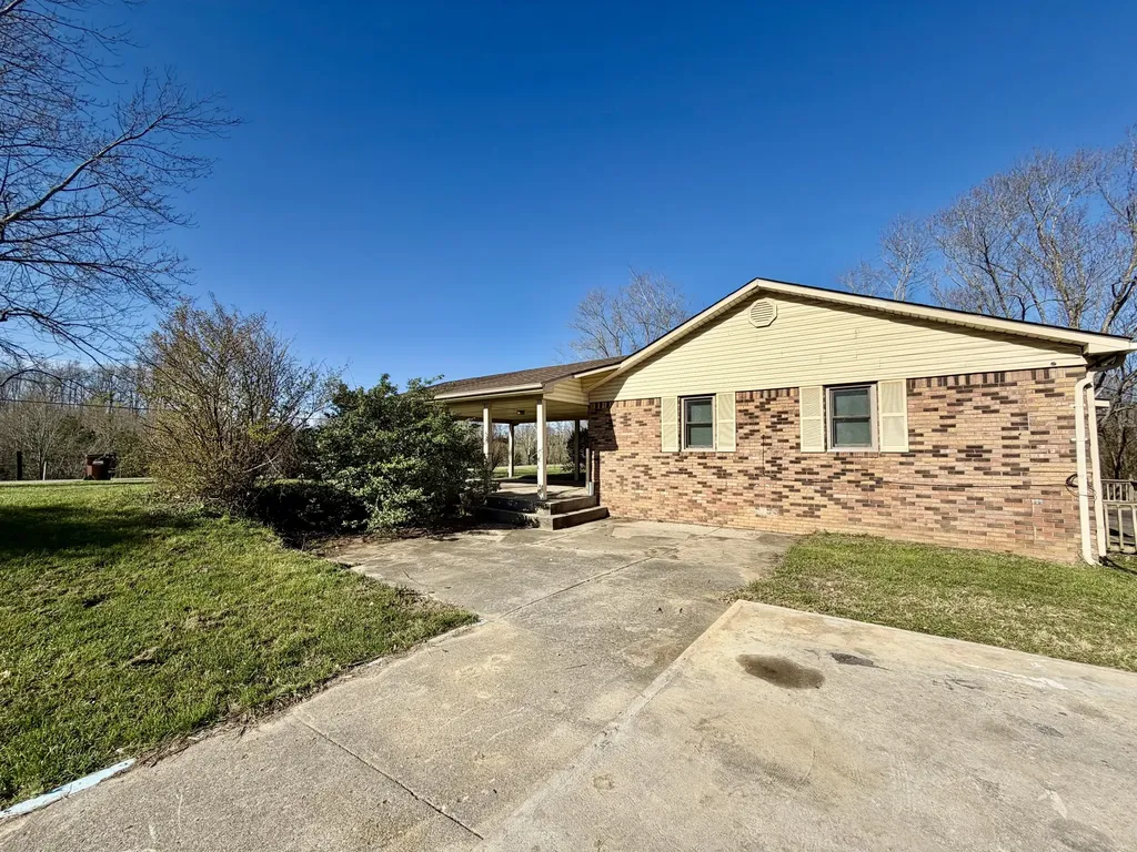 1240 Bowling Ridge Road Brodhead KY 40409