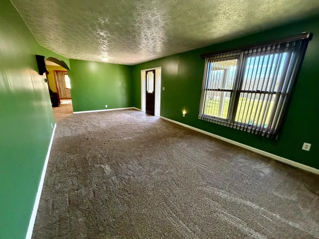 1240 Bowling Ridge Road Brodhead KY 40409