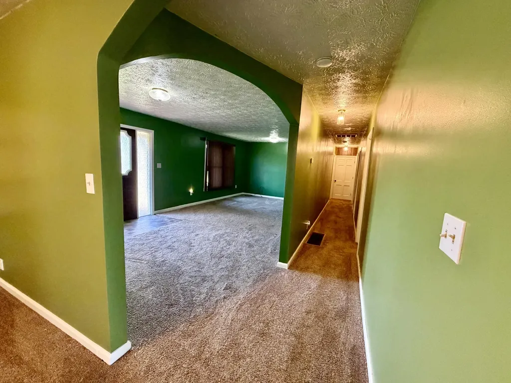 1240 Bowling Ridge Road Brodhead KY 40409