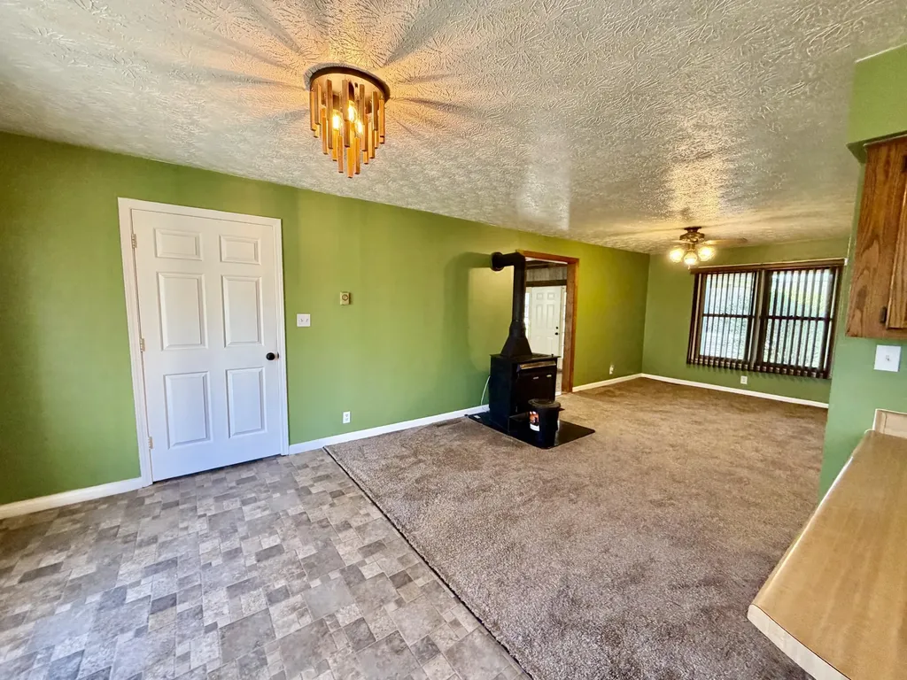 1240 Bowling Ridge Road Brodhead KY 40409