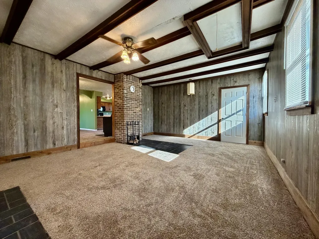 1240 Bowling Ridge Road Brodhead KY 40409