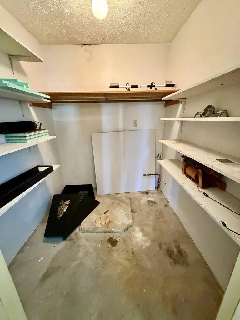 1240 Bowling Ridge Road Brodhead KY 40409