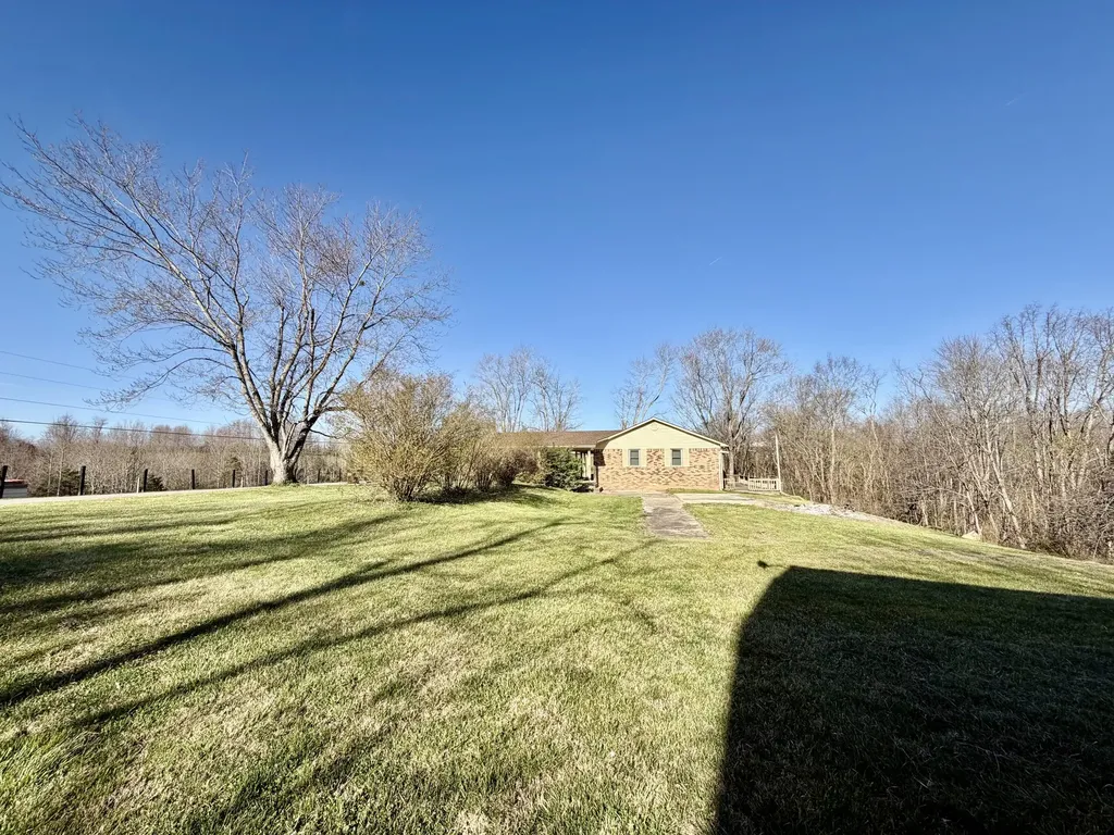 1240 Bowling Ridge Road Brodhead KY 40409