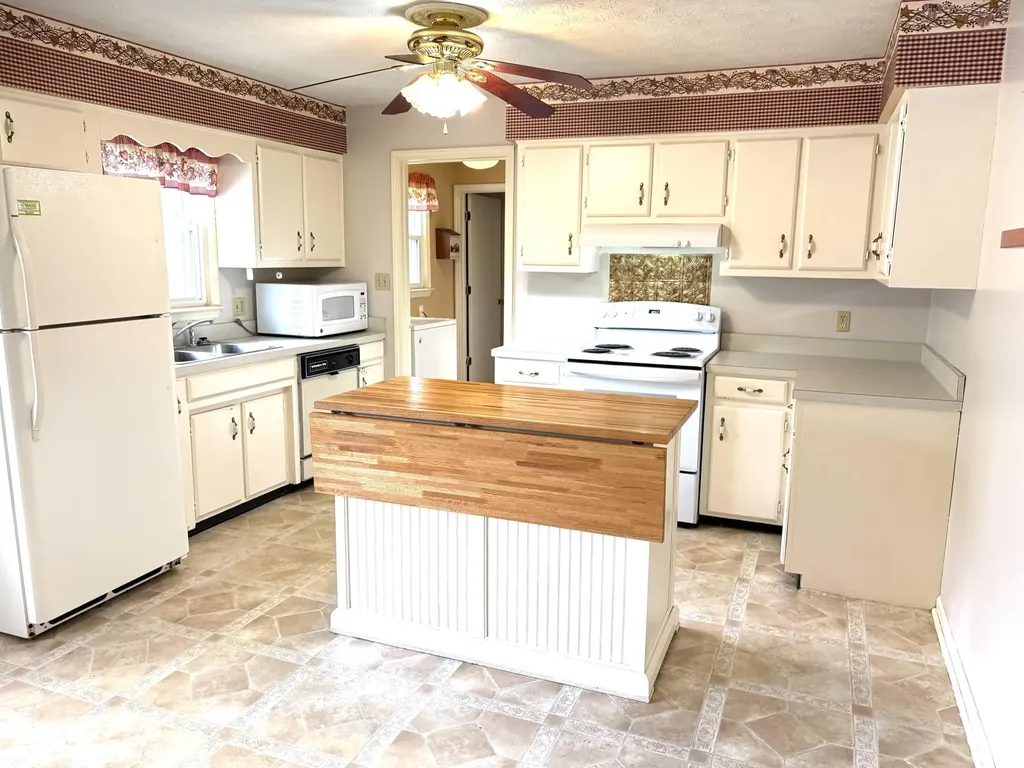 101 Cedar Drive Frankfort KY 40601