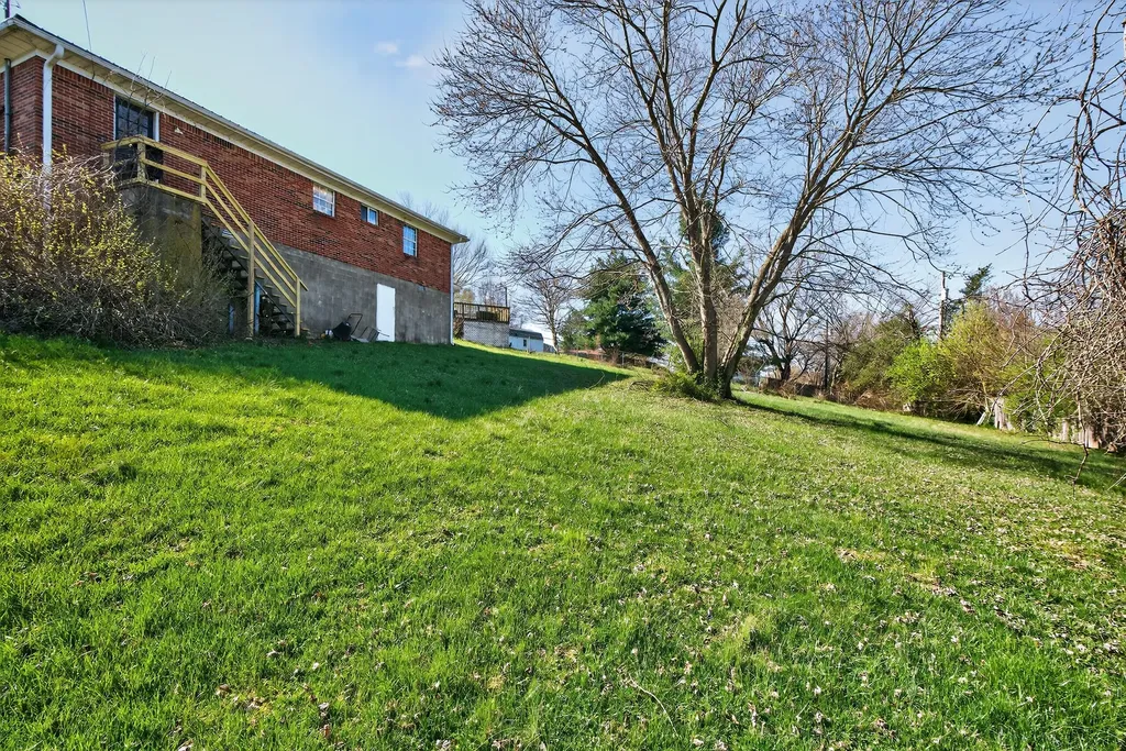 115 Overlook Court Danville KY 40422