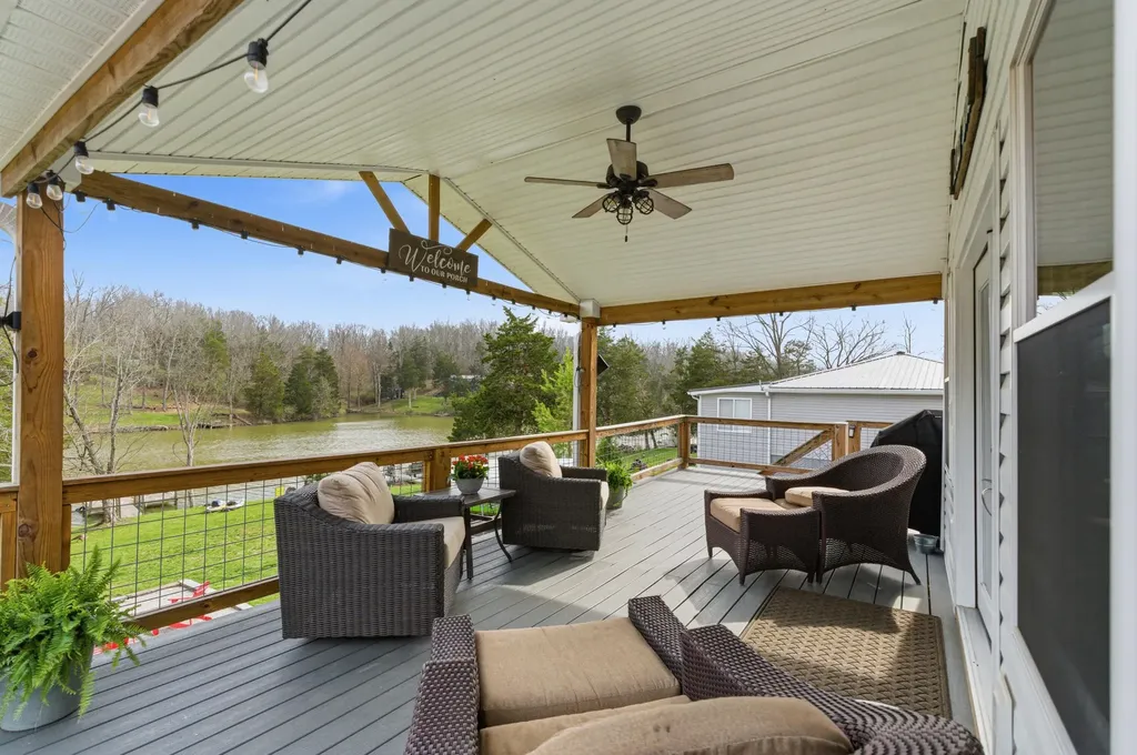 1337 Beaver Lake Road Lawrenceburg KY 40342
