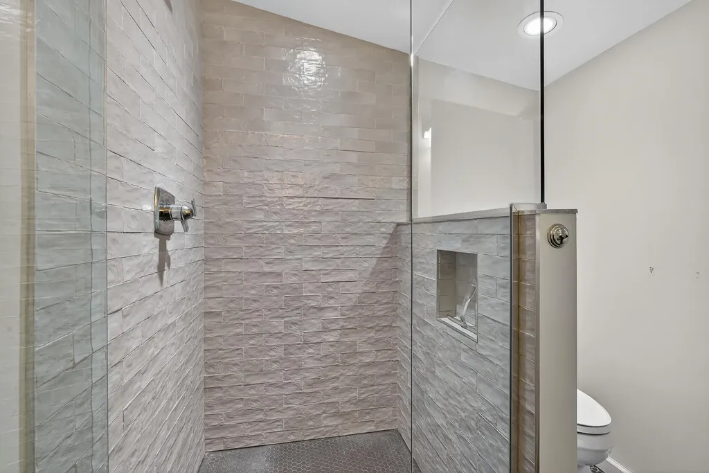 1401 Limestone Lexington KY 40505