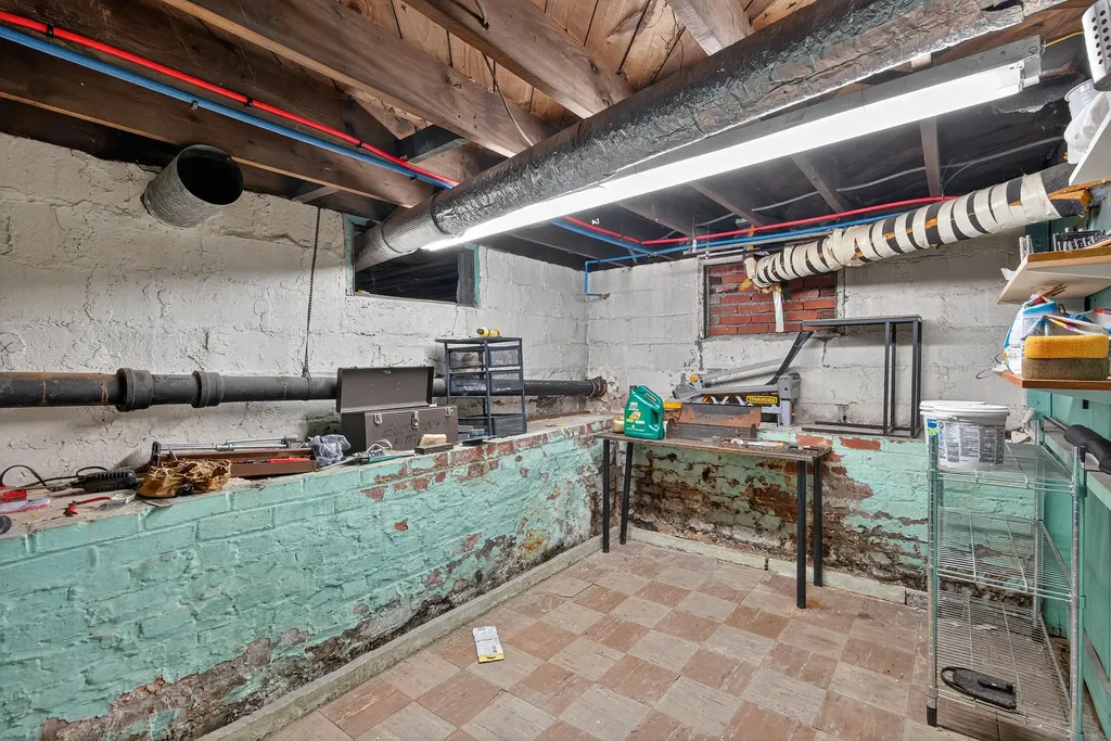 1401 Limestone Lexington KY 40505