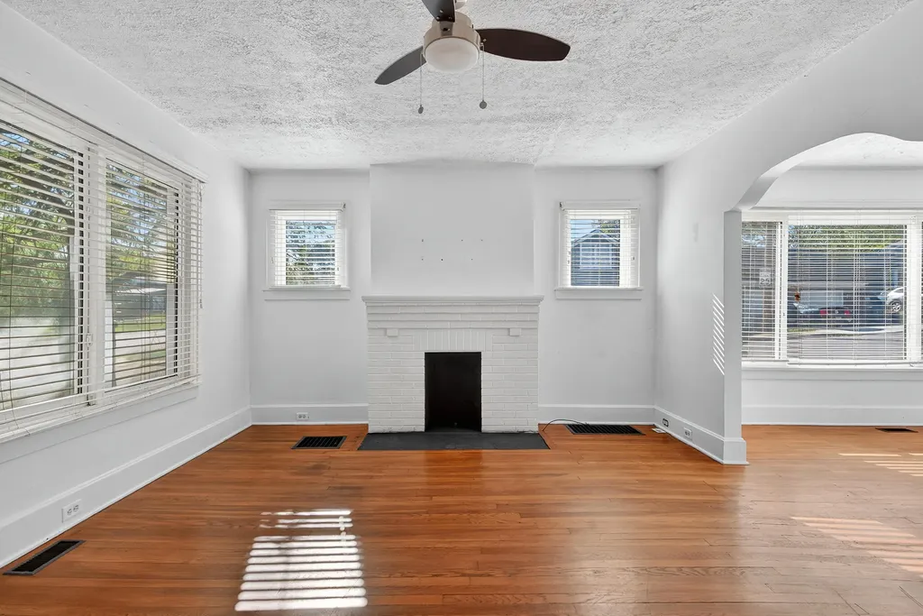 1401 Limestone Lexington KY 40505