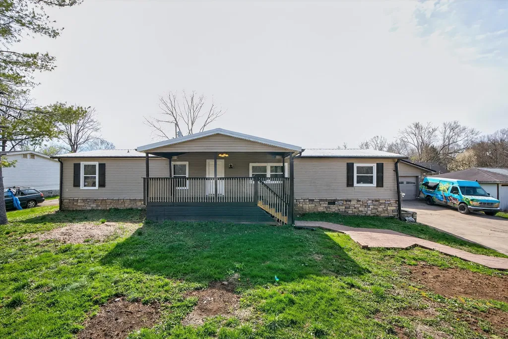 169 Lois Lane Nicholasville KY 40356