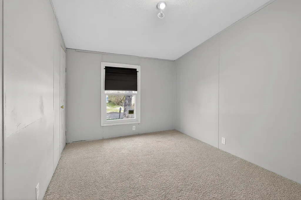 169 Lois Lane Nicholasville KY 40356