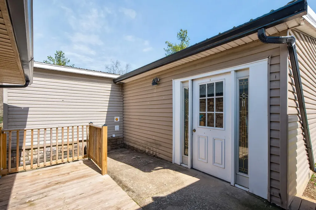 169 Lois Lane Nicholasville KY 40356