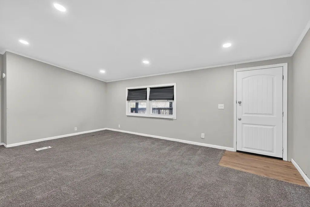169 Lois Lane Nicholasville KY 40356