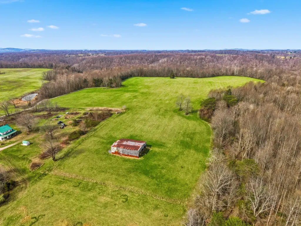 295 Spencer Gabbert Lane Waynesburg KY 40489