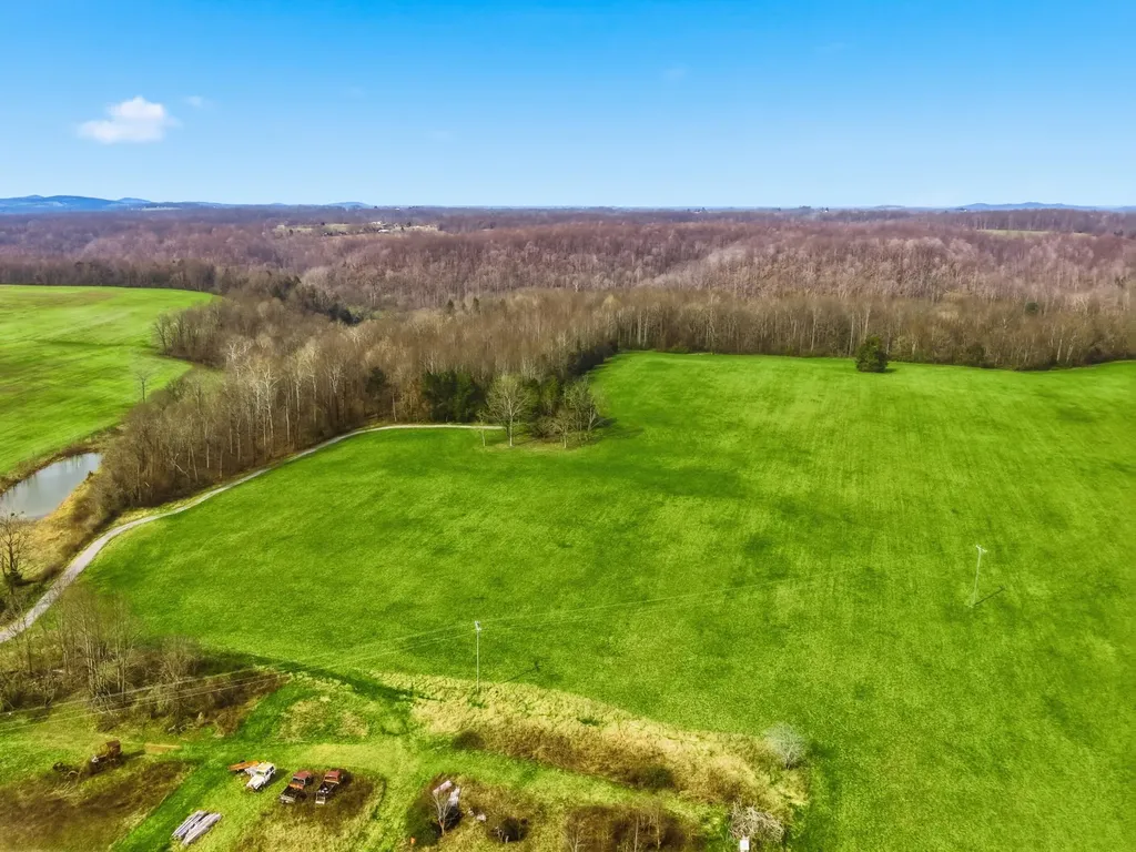 295 Spencer Gabbert Lane Waynesburg KY 40489