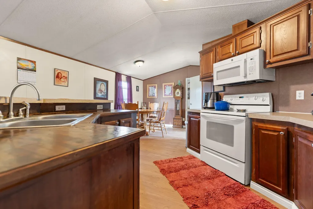 345 Bonnie Blue Lane Bronston KY 42518