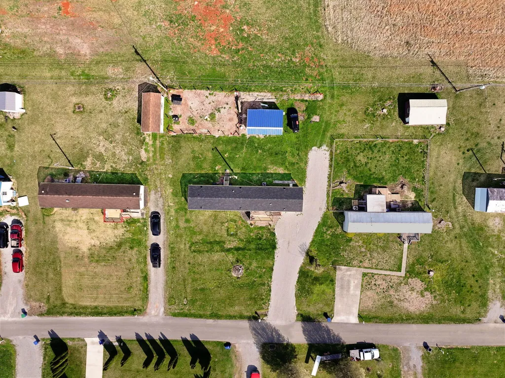 345 Bonnie Blue Lane Bronston KY 42518