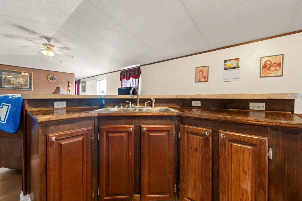345 Bonnie Blue Lane Bronston KY 42518