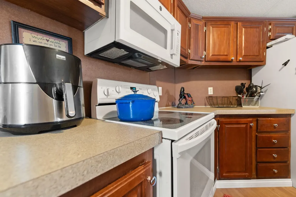 345 Bonnie Blue Lane Bronston KY 42518