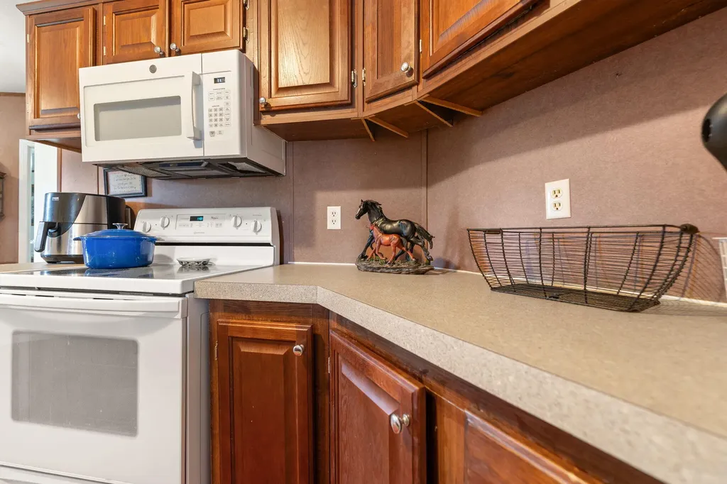 345 Bonnie Blue Lane Bronston KY 42518