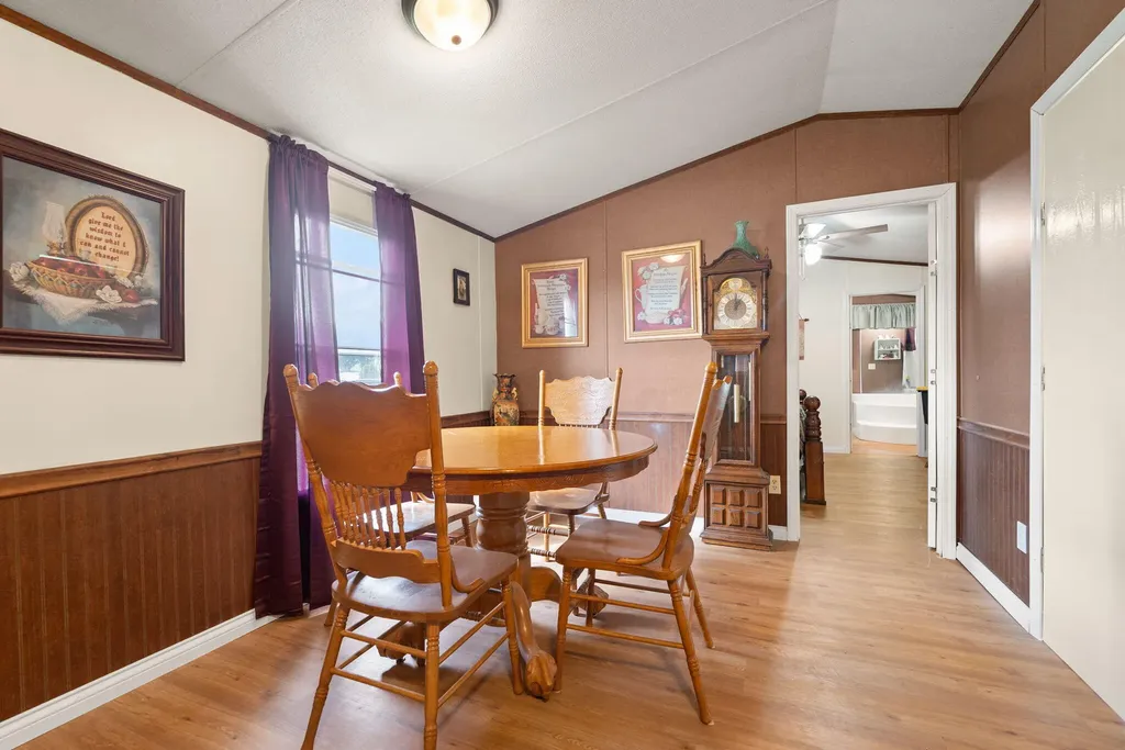 345 Bonnie Blue Lane Bronston KY 42518