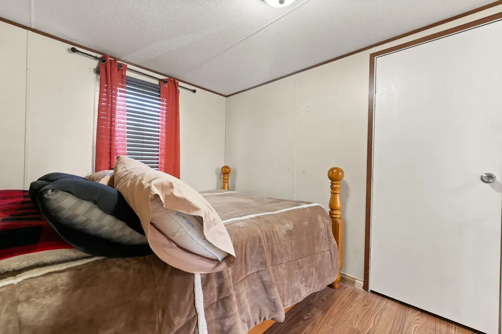 345 Bonnie Blue Lane Bronston KY 42518