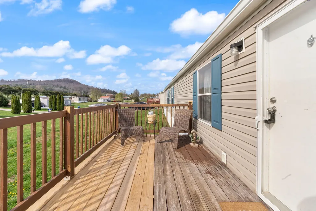 345 Bonnie Blue Lane Bronston KY 42518