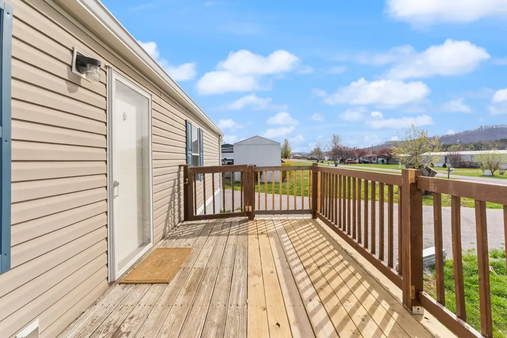 345 Bonnie Blue Lane Bronston KY 42518