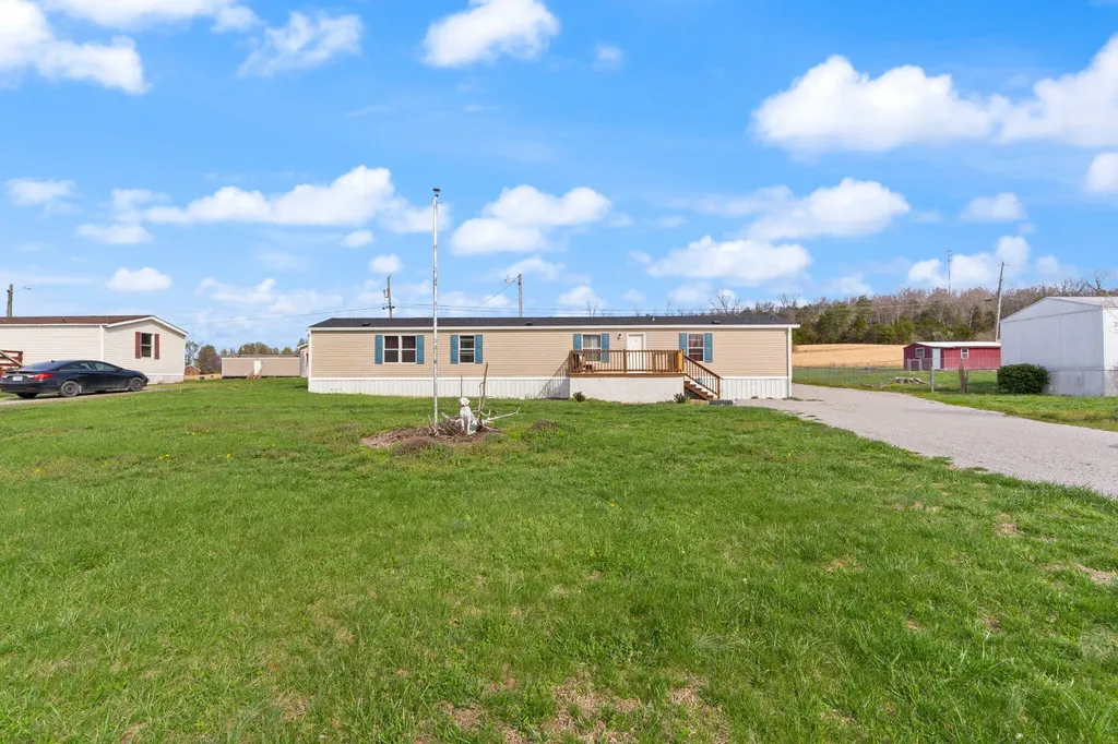 345 Bonnie Blue Lane Bronston KY 42518