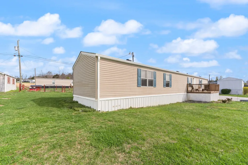 345 Bonnie Blue Lane Bronston KY 42518