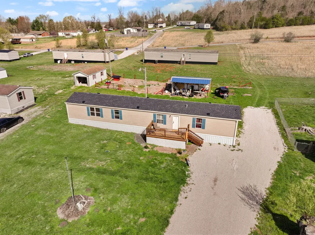 345 Bonnie Blue Lane Bronston KY 42518