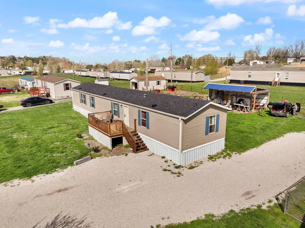 345 Bonnie Blue Lane Bronston KY 42518