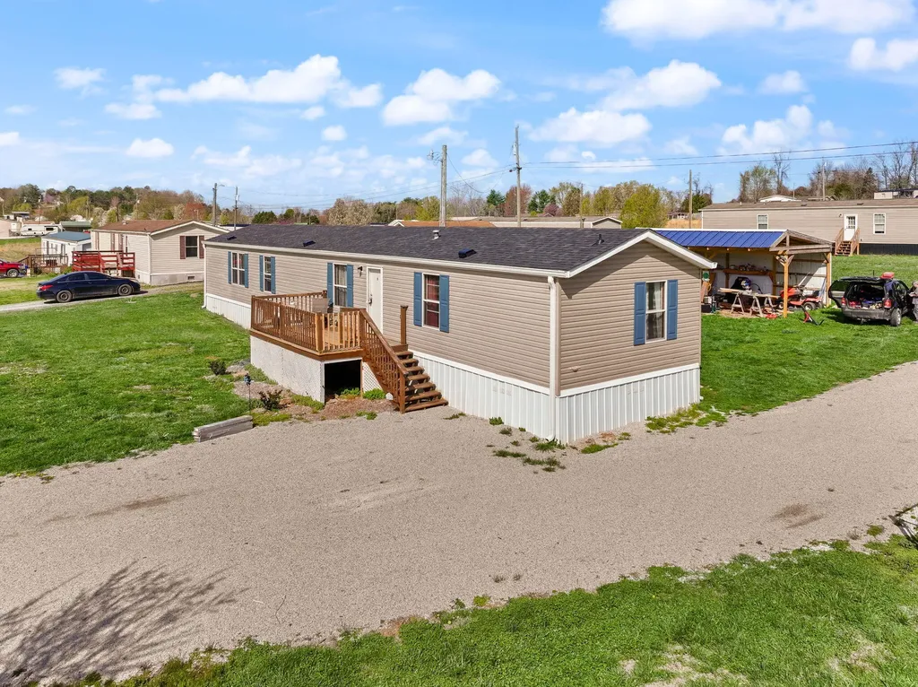 345 Bonnie Blue Lane Bronston KY 42518