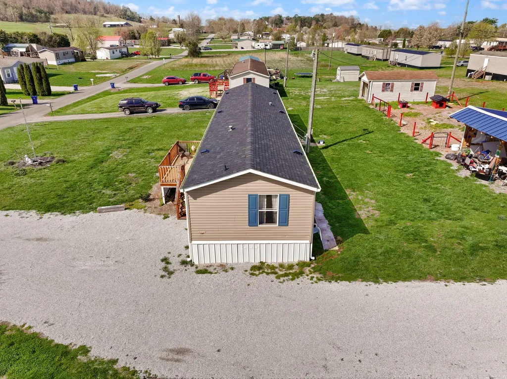 345 Bonnie Blue Lane Bronston KY 42518