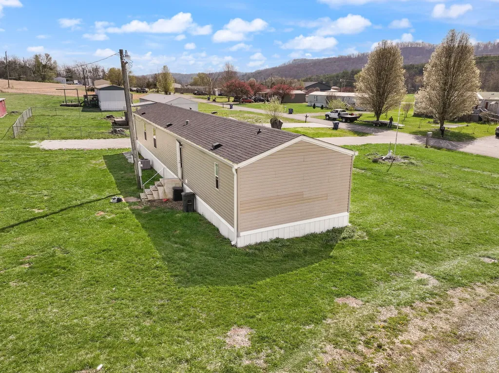 345 Bonnie Blue Lane Bronston KY 42518