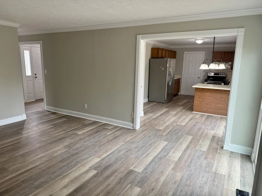 882 Jairus Drive Lexington KY 40515